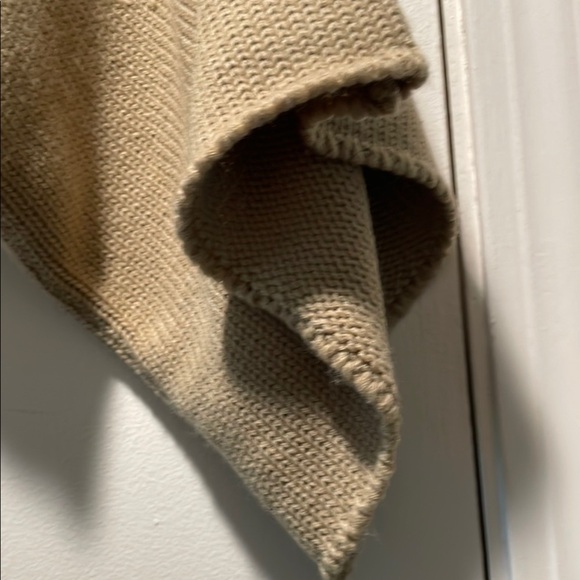 Source Unknown Tan Knit Poncho Short Large Sleeve Cropped Sweater - Picture 9 of 10